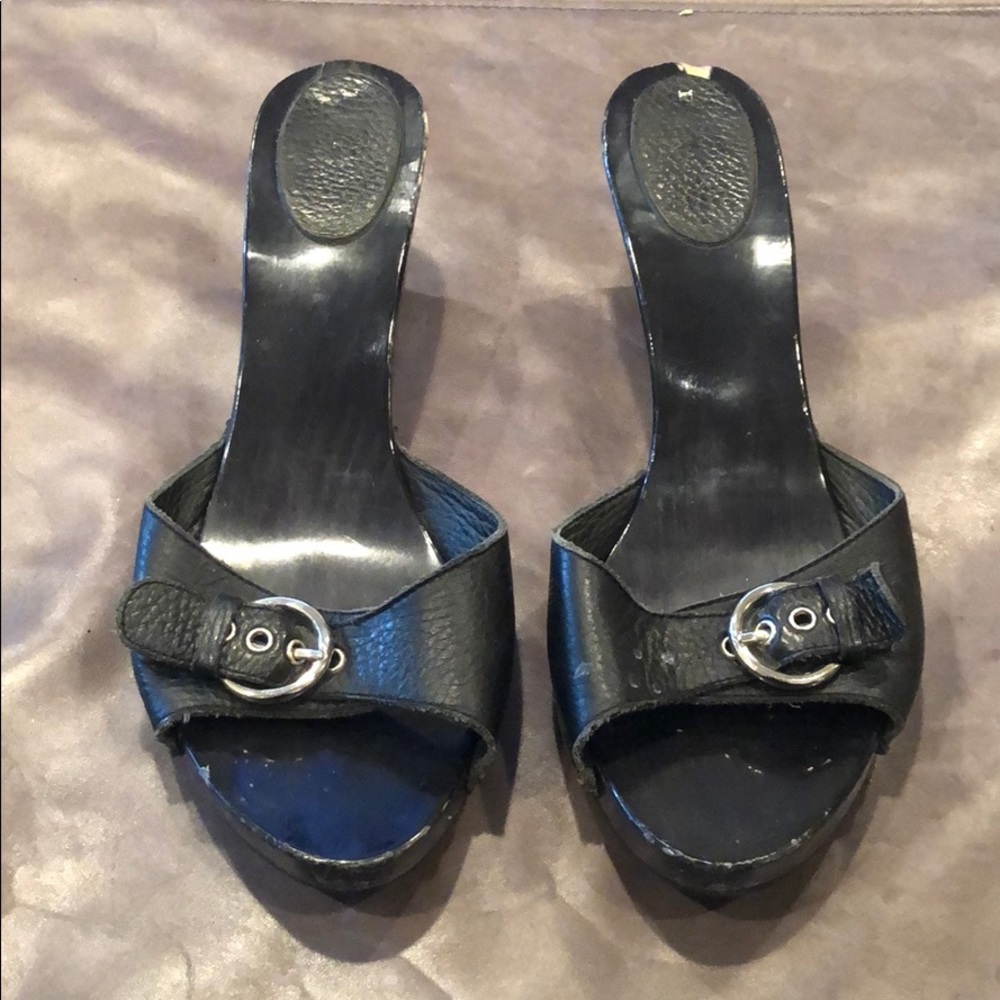 Burberry Women’s Sandals Size 40